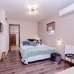 Harom A Kislany Panzio Гостевой дом 4*