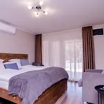 Harom A Kislany Panzio Guest house