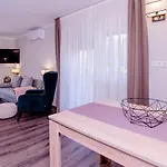 Három A Kislány Panzió 4*