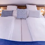 Harom A Kislany Panzio 4*
