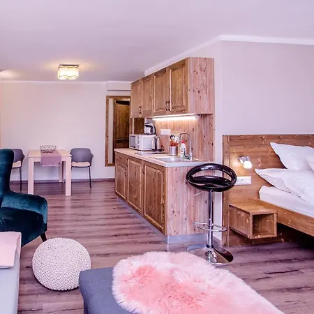 Harom A Kislany Panzio Гостевой дом Хевиз