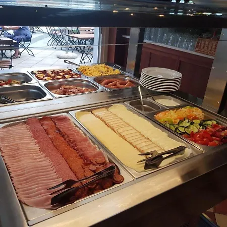 Konukevi Harom A Kislany Panzio Hévíz