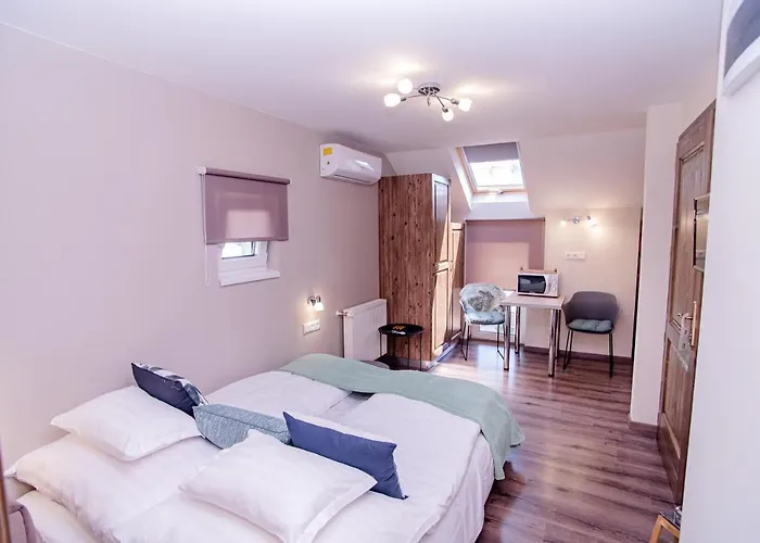 Harom A Kislany Panzio