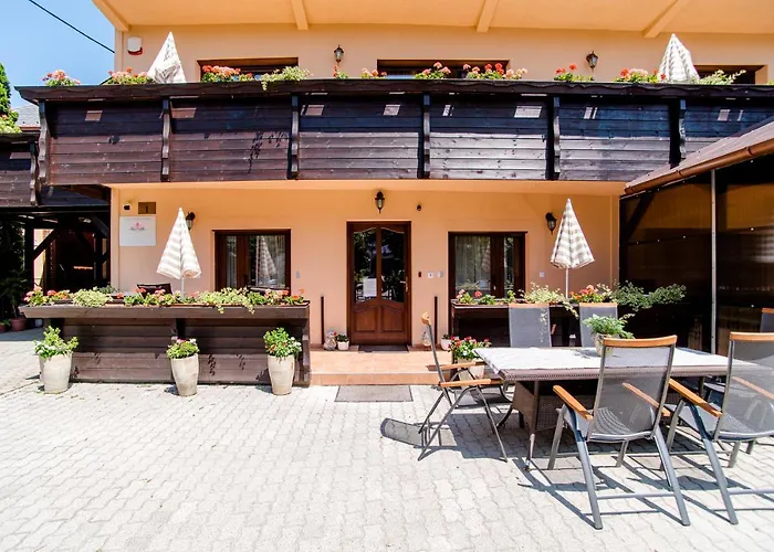 Harom A Kislany Panzio Pensionat 4*