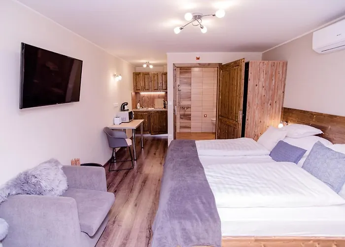 Harom A Kislany Panzio ゲストハウス