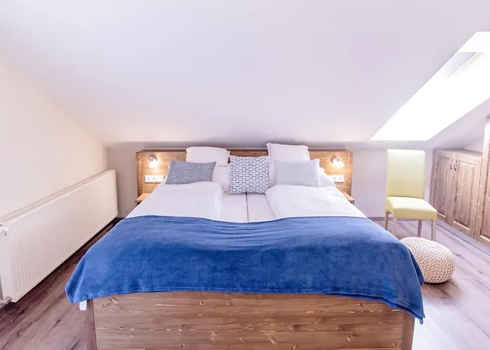 Harom A Kislany Panzio Pensionat