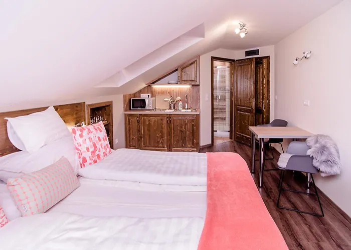 Harom A Kislany Panzio