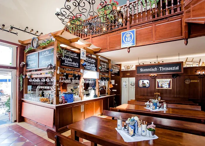 Harom A Kislany Panzio ゲストハウス 4*