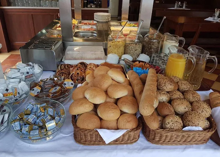 Harom A Kislany Panzio Pensionat 4*